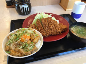 全力ご飯とロースかつ定食